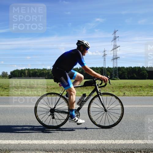 07.09.2025 - 19. Norderstedt Triathlon Michael Burmester http://msf.ph/oto/8857365 07.09.2025 12:57:09 Radfahren 197, 266, 315 meine-sportfotos.de
