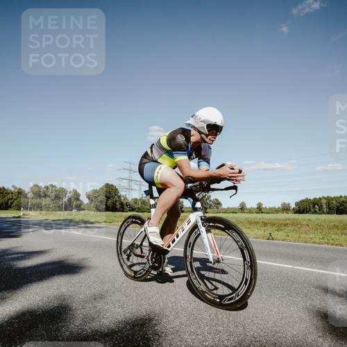 07.09.2025 - 19. Norderstedt Triathlon Michael Burmester http://msf.ph/oto/8857383 07.09.2025 15:30:51 Radfahren 416, 442, 956, 1508 meine-sportfotos.de