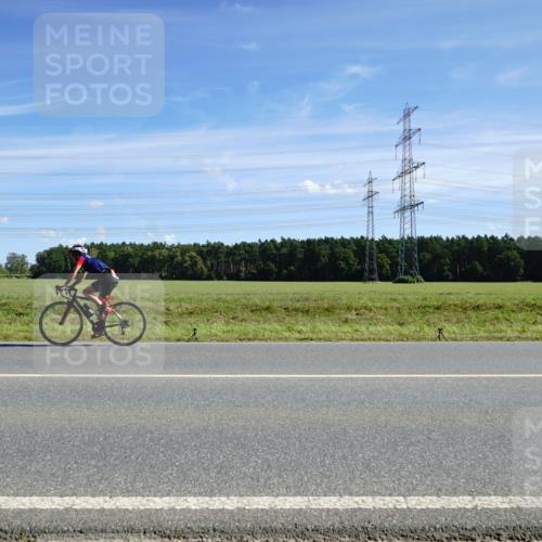 07.09.2025 - 19. Norderstedt Triathlon Michael Burmester http://msf.ph/oto/8857388 07.09.2025 12:57:24 Radfahren 161, 351 meine-sportfotos.de