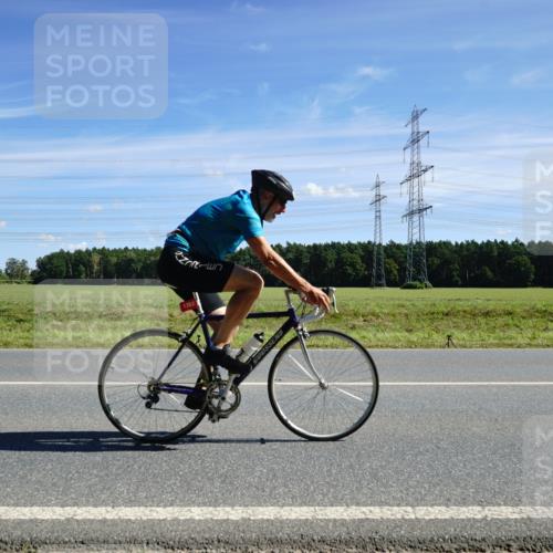 07.09.2025 - 19. Norderstedt Triathlon Michael Burmester http://msf.ph/oto/8857402 07.09.2025 12:57:32 Radfahren 298, 328, 1352 meine-sportfotos.de
