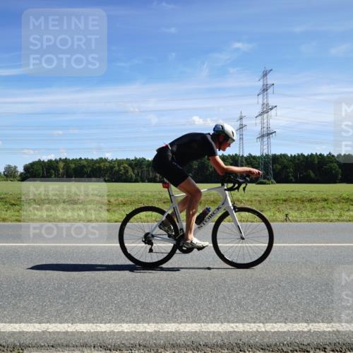 07.09.2025 - 19. Norderstedt Triathlon Michael Burmester http://msf.ph/oto/8857426 07.09.2025 12:57:44 Radfahren 242, 318, 841, 1326 meine-sportfotos.de