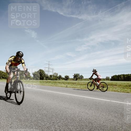 07.09.2025 - 19. Norderstedt Triathlon Michael Burmester http://msf.ph/oto/8857431 07.09.2025 12:24:31 Radfahren 818, 1297 meine-sportfotos.de