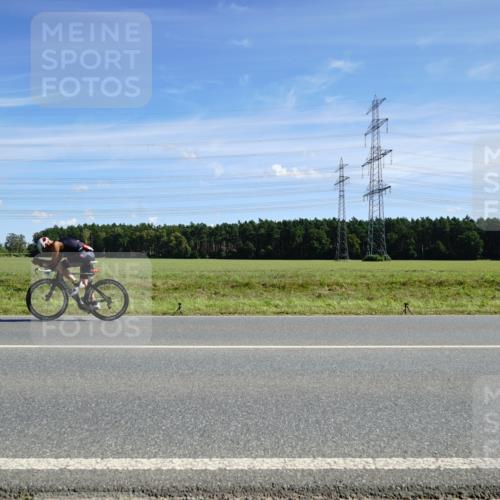 07.09.2025 - 19. Norderstedt Triathlon Michael Burmester http://msf.ph/oto/8857436 07.09.2025 12:57:45 Radfahren 242, 318, 841, 1326 meine-sportfotos.de