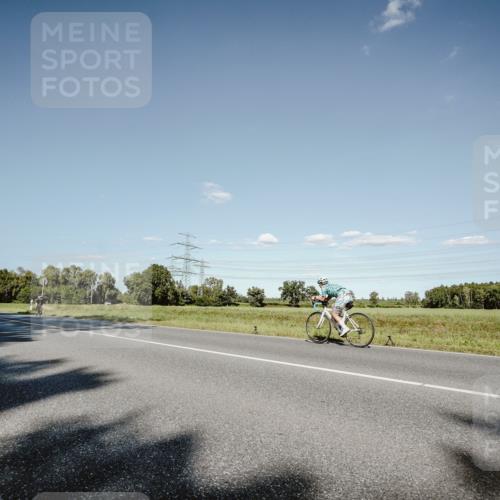 07.09.2025 - 19. Norderstedt Triathlon Michael Burmester http://msf.ph/oto/8857442 07.09.2025 15:31:23 Radfahren 955, 1470, 1528, 1534 meine-sportfotos.de