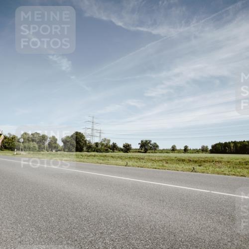 07.09.2025 - 19. Norderstedt Triathlon Michael Burmester http://msf.ph/oto/8857447 07.09.2025 12:24:43 Radfahren 814, 1294 meine-sportfotos.de