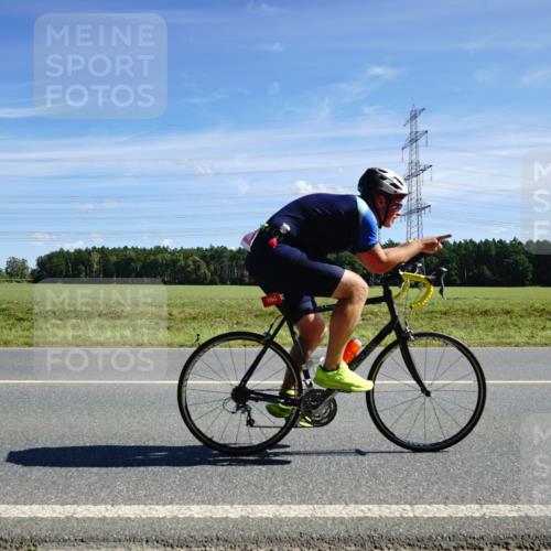 07.09.2025 - 19. Norderstedt Triathlon Michael Burmester http://msf.ph/oto/8857468 07.09.2025 12:57:55 Radfahren 166, 777, 1270 meine-sportfotos.de
