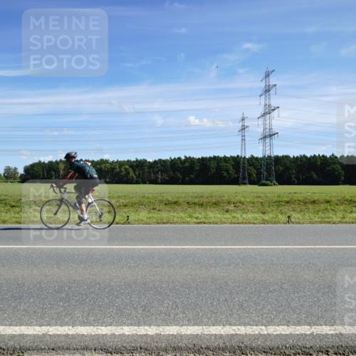 07.09.2025 - 19. Norderstedt Triathlon Michael Burmester http://msf.ph/oto/8857487 07.09.2025 12:58:06 Radfahren 1385 meine-sportfotos.de