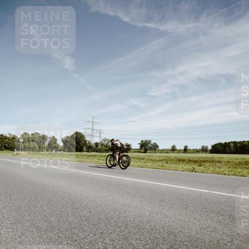 07.09.2025 - 19. Norderstedt Triathlon Michael Burmester http://msf.ph/oto/8857496 07.09.2025 12:25:12 Radfahren 1373 meine-sportfotos.de