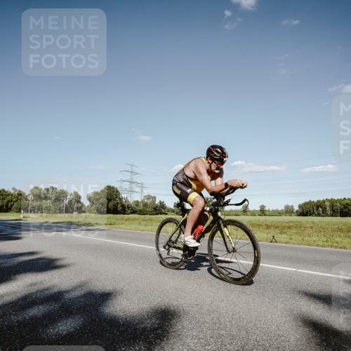 07.09.2025 - 19. Norderstedt Triathlon Michael Burmester http://msf.ph/oto/8857516 07.09.2025 15:32:05 Radfahren 902, 1427, 1460, 1479, 1523 meine-sportfotos.de