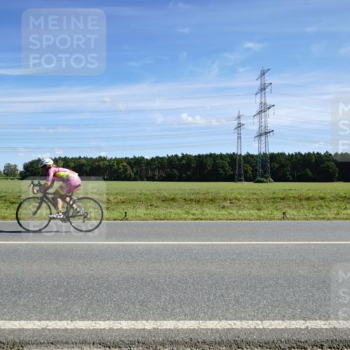 07.09.2025 - 19. Norderstedt Triathlon Michael Burmester http://msf.ph/oto/8857520 07.09.2025 12:58:22 Radfahren 1388 meine-sportfotos.de