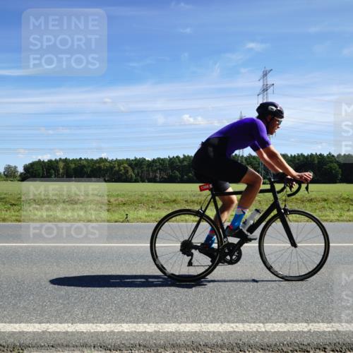 07.09.2025 - 19. Norderstedt Triathlon Michael Burmester http://msf.ph/oto/8857524 07.09.2025 12:58:22 Radfahren 1388 meine-sportfotos.de