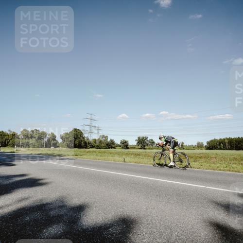 07.09.2025 - 19. Norderstedt Triathlon Michael Burmester http://msf.ph/oto/8857526 07.09.2025 15:32:14 Radfahren  meine-sportfotos.de