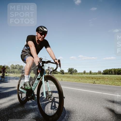 07.09.2025 - 19. Norderstedt Triathlon Michael Burmester http://msf.ph/oto/8857547 07.09.2025 15:32:27 Radfahren 401, 415, 459, 1492, 1495, 1541 meine-sportfotos.de