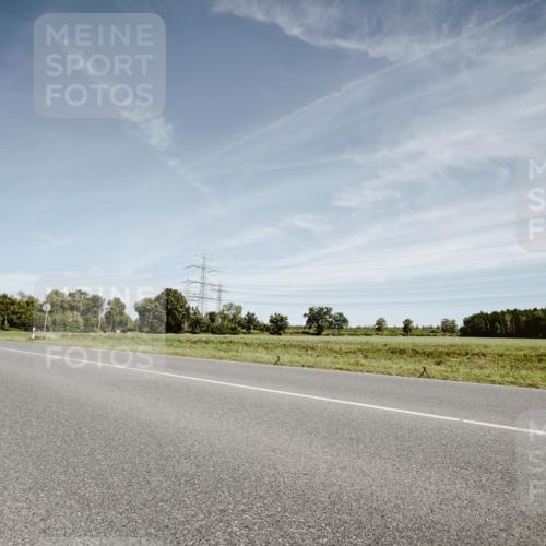 07.09.2025 - 19. Norderstedt Triathlon Michael Burmester http://msf.ph/oto/8857566 07.09.2025 12:25:44 Radfahren 150, 850 meine-sportfotos.de