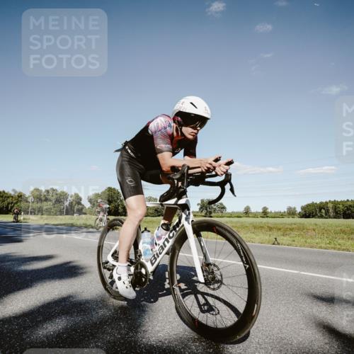 07.09.2025 - 19. Norderstedt Triathlon Michael Burmester http://msf.ph/oto/8857574 07.09.2025 15:32:40 Radfahren 477, 873, 936, 949, 1410 meine-sportfotos.de