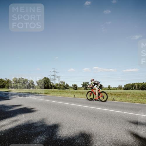 07.09.2025 - 19. Norderstedt Triathlon Michael Burmester http://msf.ph/oto/8857585 07.09.2025 15:32:45 Radfahren 477, 936, 949, 1410, 1504 meine-sportfotos.de
