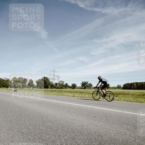 07.09.2025 - 19. Norderstedt Triathlon Michael Burmester http://msf.ph/oto/8857613 07.09.2025 12:26:09 Radfahren 781, 1361 meine-sportfotos.de