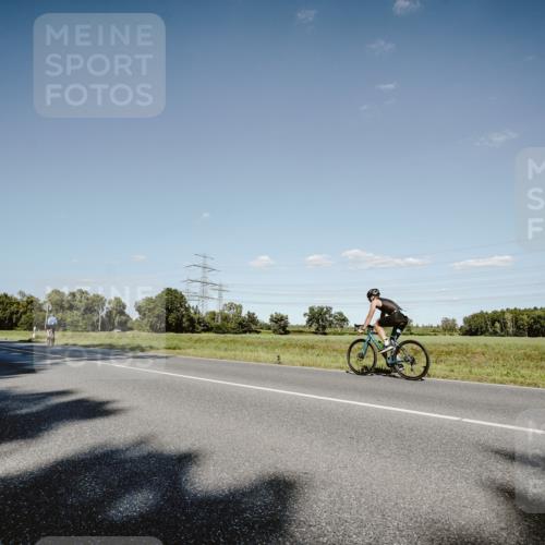 07.09.2025 - 19. Norderstedt Triathlon Michael Burmester http://msf.ph/oto/8857622 07.09.2025 15:33:00 Radfahren 453 meine-sportfotos.de