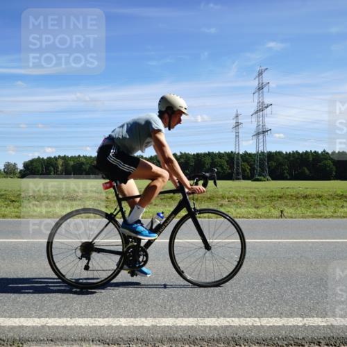 07.09.2025 - 19. Norderstedt Triathlon Michael Burmester http://msf.ph/oto/8857626 07.09.2025 12:59:33 Radfahren 790 meine-sportfotos.de