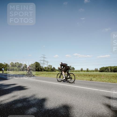 07.09.2025 - 19. Norderstedt Triathlon Michael Burmester http://msf.ph/oto/8857629 07.09.2025 15:33:01 Radfahren 453 meine-sportfotos.de