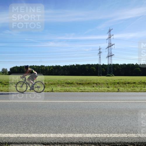 07.09.2025 - 19. Norderstedt Triathlon Michael Burmester http://msf.ph/oto/8857647 07.09.2025 11:22:18 Radfahren 1164 meine-sportfotos.de