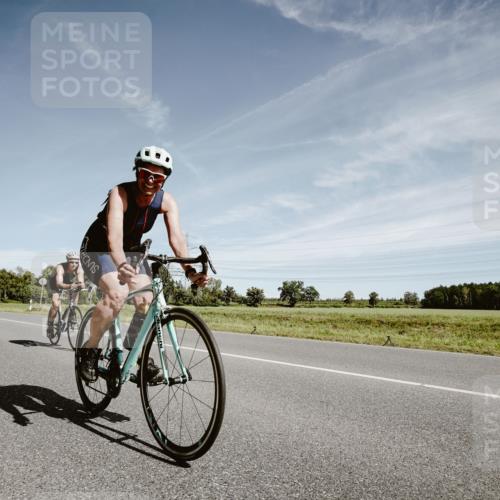 07.09.2025 - 19. Norderstedt Triathlon Michael Burmester http://msf.ph/oto/8857648 07.09.2025 12:26:25 Radfahren 216, 239, 290, 813, 1262 meine-sportfotos.de