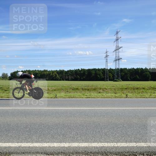 07.09.2025 - 19. Norderstedt Triathlon Michael Burmester http://msf.ph/oto/8857649 07.09.2025 12:59:52 Radfahren  meine-sportfotos.de