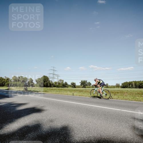07.09.2025 - 19. Norderstedt Triathlon Michael Burmester http://msf.ph/oto/8857653 07.09.2025 15:33:14 Radfahren 473, 480, 1546 meine-sportfotos.de