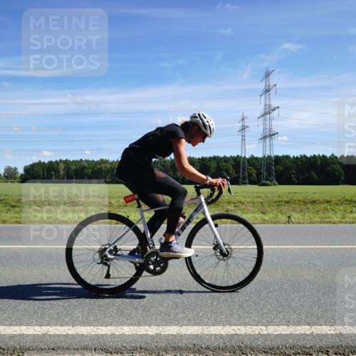 07.09.2025 - 19. Norderstedt Triathlon Michael Burmester http://msf.ph/oto/8857659 07.09.2025 12:59:58 Radfahren 1321 meine-sportfotos.de