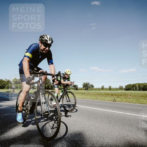 07.09.2025 - 19. Norderstedt Triathlon Michael Burmester http://msf.ph/oto/8857694 07.09.2025 15:33:38 Radfahren 883, 941, 946, 1480 meine-sportfotos.de