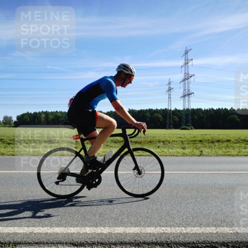 07.09.2025 - 19. Norderstedt Triathlon Michael Burmester http://msf.ph/oto/8857696 07.09.2025 11:22:40 Radfahren 734, 1157 meine-sportfotos.de