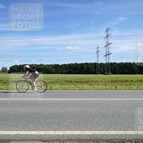 07.09.2025 - 19. Norderstedt Triathlon Michael Burmester http://msf.ph/oto/8857703 07.09.2025 13:00:36 Radfahren  meine-sportfotos.de