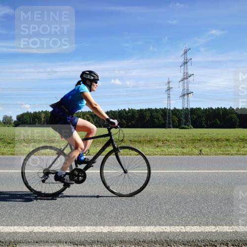 07.09.2025 - 19. Norderstedt Triathlon Michael Burmester http://msf.ph/oto/8857721 07.09.2025 13:00:57 Radfahren 335, 755 meine-sportfotos.de