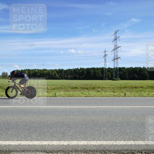 07.09.2025 - 19. Norderstedt Triathlon Michael Burmester http://msf.ph/oto/8857731 07.09.2025 13:01:00 Radfahren 335, 755 meine-sportfotos.de