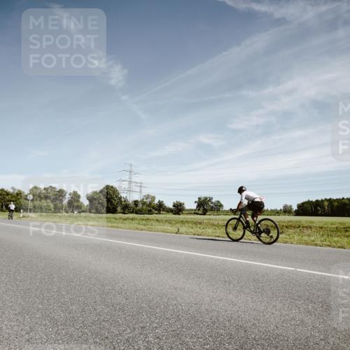 07.09.2025 - 19. Norderstedt Triathlon Michael Burmester http://msf.ph/oto/8857748 07.09.2025 12:27:09 Radfahren  meine-sportfotos.de