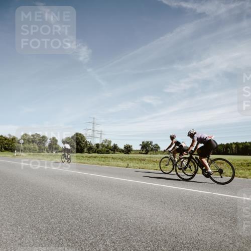 07.09.2025 - 19. Norderstedt Triathlon Michael Burmester http://msf.ph/oto/8857751 07.09.2025 12:27:11 Radfahren  meine-sportfotos.de