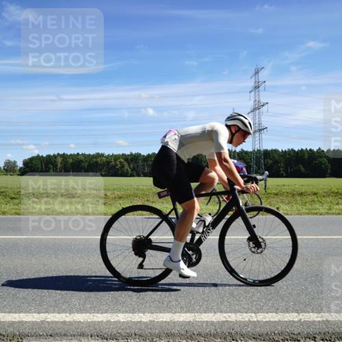 07.09.2025 - 19. Norderstedt Triathlon Michael Burmester http://msf.ph/oto/8857764 07.09.2025 13:01:43 Radfahren 241, 330, 1354, 1366 meine-sportfotos.de