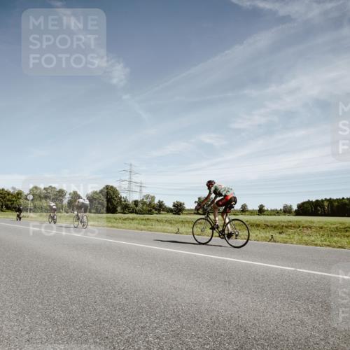 07.09.2025 - 19. Norderstedt Triathlon Michael Burmester http://msf.ph/oto/8857768 07.09.2025 12:27:19 Radfahren  meine-sportfotos.de
