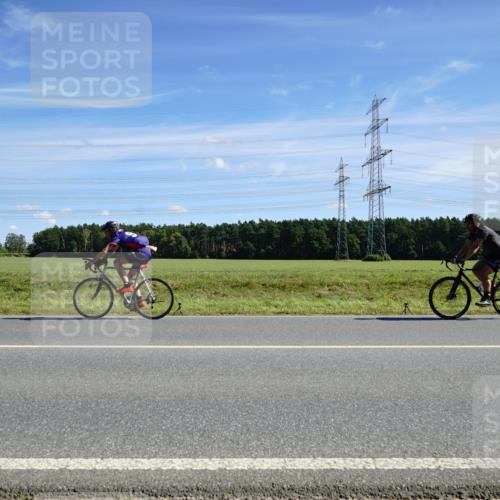 07.09.2025 - 19. Norderstedt Triathlon Michael Burmester http://msf.ph/oto/8857769 07.09.2025 13:01:44 Radfahren 241, 330, 1354, 1366 meine-sportfotos.de