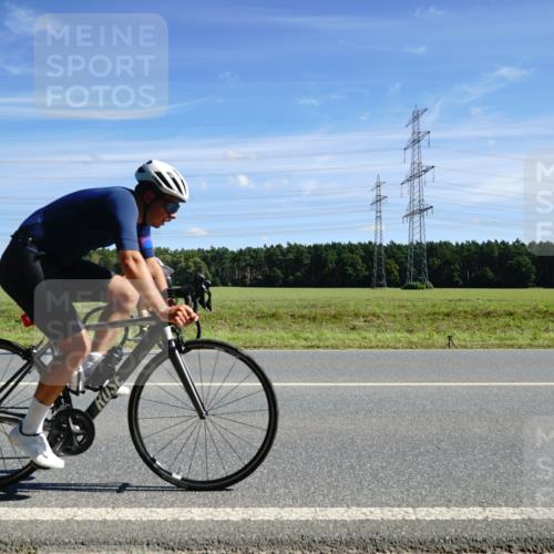 07.09.2025 - 19. Norderstedt Triathlon Michael Burmester http://msf.ph/oto/8857774 07.09.2025 13:01:44 Radfahren 241, 330, 1354, 1366 meine-sportfotos.de