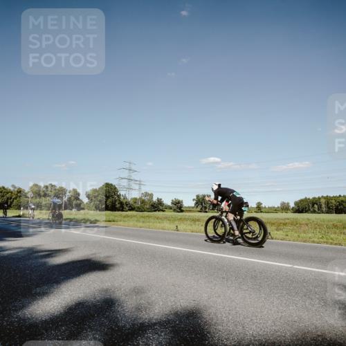07.09.2025 - 19. Norderstedt Triathlon Michael Burmester http://msf.ph/oto/8857780 07.09.2025 15:34:34 Radfahren 440, 930 meine-sportfotos.de