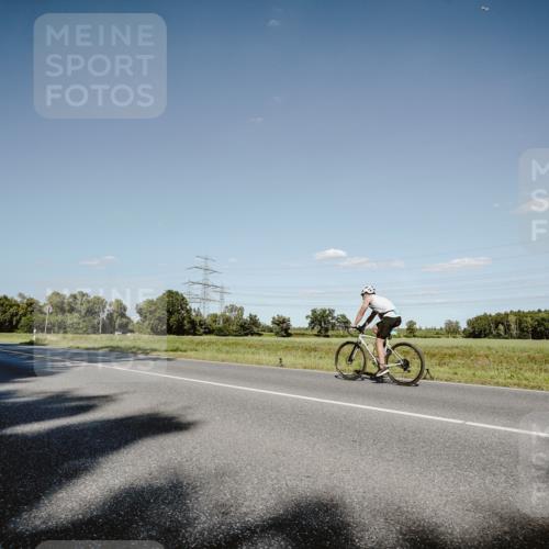 07.09.2025 - 19. Norderstedt Triathlon Michael Burmester http://msf.ph/oto/8857801 07.09.2025 15:34:48 Radfahren 950 meine-sportfotos.de