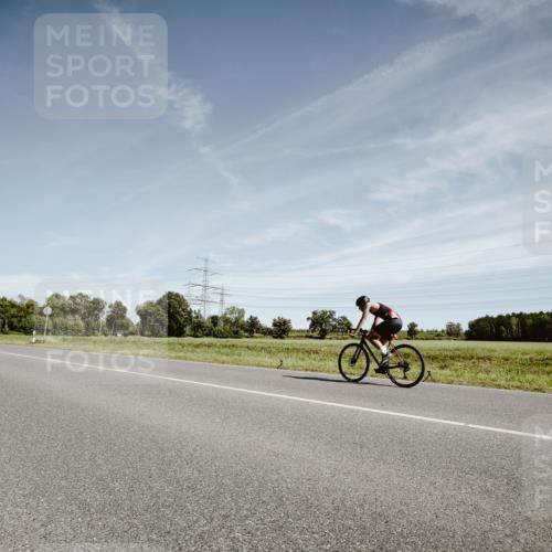 07.09.2025 - 19. Norderstedt Triathlon Michael Burmester http://msf.ph/oto/8857810 07.09.2025 12:27:40 Radfahren 1283 meine-sportfotos.de
