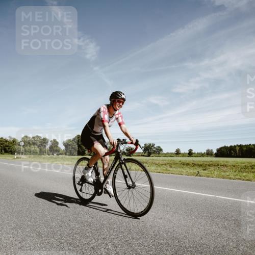 07.09.2025 - 19. Norderstedt Triathlon Michael Burmester http://msf.ph/oto/8857829 07.09.2025 12:27:52 Radfahren 258, 1263 meine-sportfotos.de