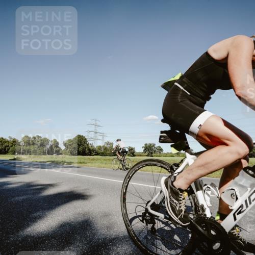 07.09.2025 - 19. Norderstedt Triathlon Michael Burmester http://msf.ph/oto/8857841 07.09.2025 15:35:08 Radfahren 463, 939 meine-sportfotos.de