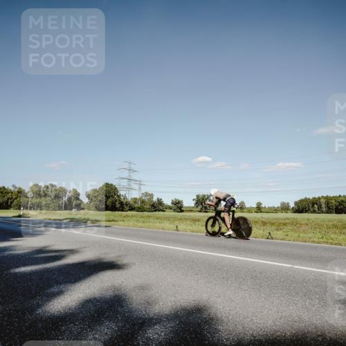 07.09.2025 - 19. Norderstedt Triathlon Michael Burmester http://msf.ph/oto/8857862 07.09.2025 15:35:22 Radfahren 386, 915, 943 meine-sportfotos.de