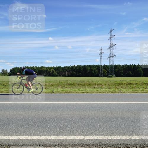 07.09.2025 - 19. Norderstedt Triathlon Michael Burmester http://msf.ph/oto/8857866 07.09.2025 13:02:54 Radfahren  meine-sportfotos.de