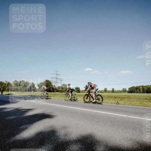 07.09.2025 - 19. Norderstedt Triathlon Michael Burmester http://msf.ph/oto/8857873 07.09.2025 15:35:24 Radfahren 386, 1419 meine-sportfotos.de