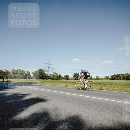07.09.2025 - 19. Norderstedt Triathlon Michael Burmester http://msf.ph/oto/8857880 07.09.2025 15:35:27 Radfahren 1419 meine-sportfotos.de
