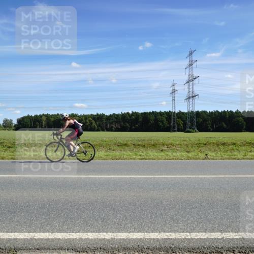 07.09.2025 - 19. Norderstedt Triathlon Michael Burmester http://msf.ph/oto/8857884 07.09.2025 13:03:28 Radfahren 1299 meine-sportfotos.de